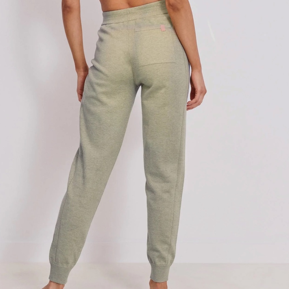 Lunya Cozy Cotton Silk Jogger